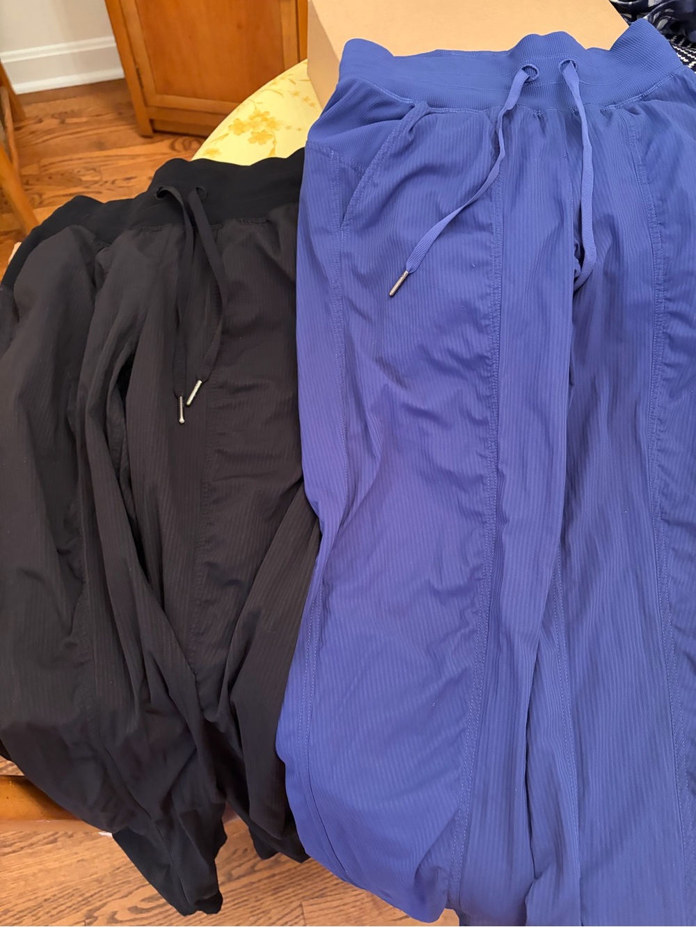 2 lululemon dancer pants
